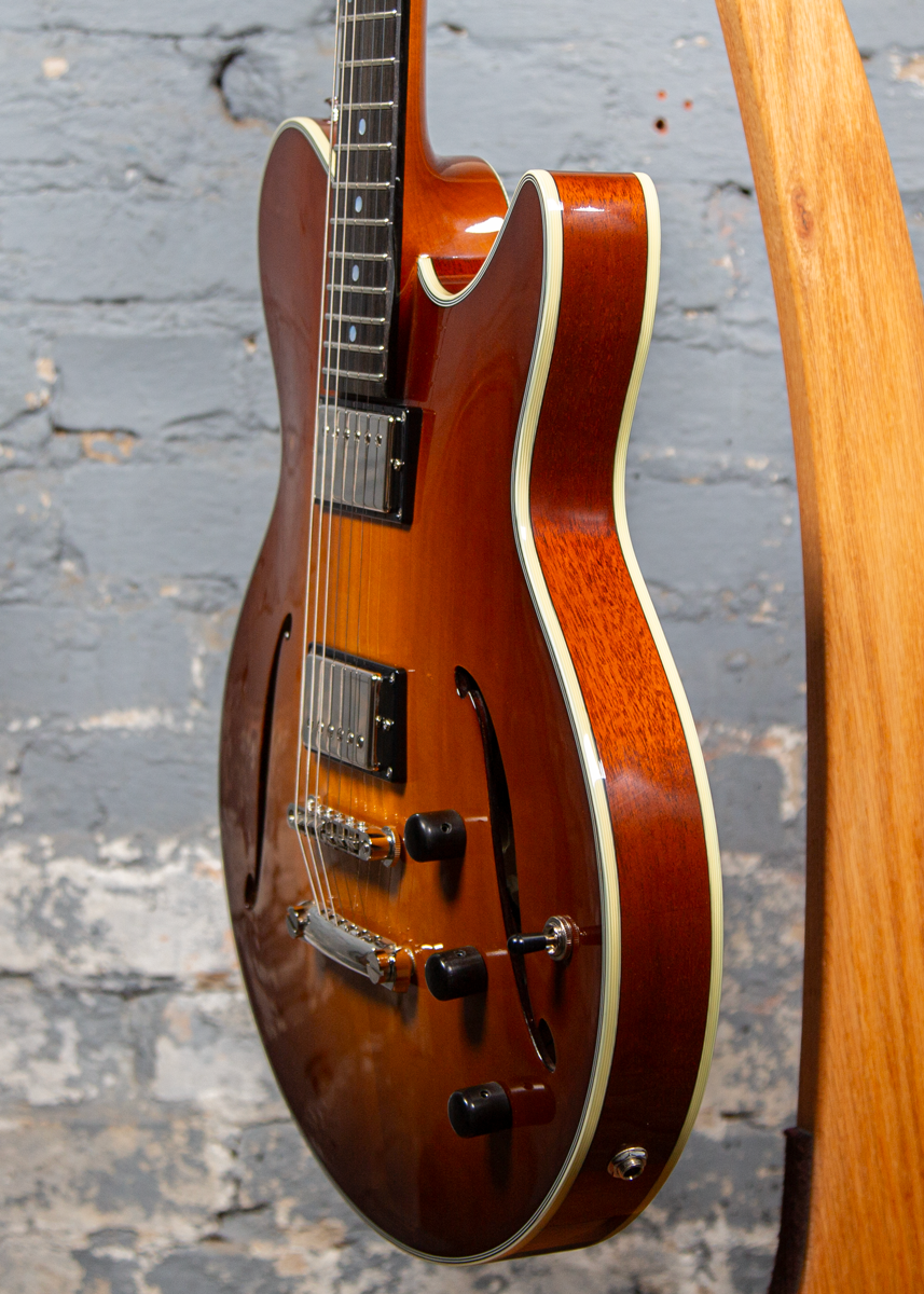 Eastman Guitars: Romeo | Area 22 Guitars | Area 22 Guitars