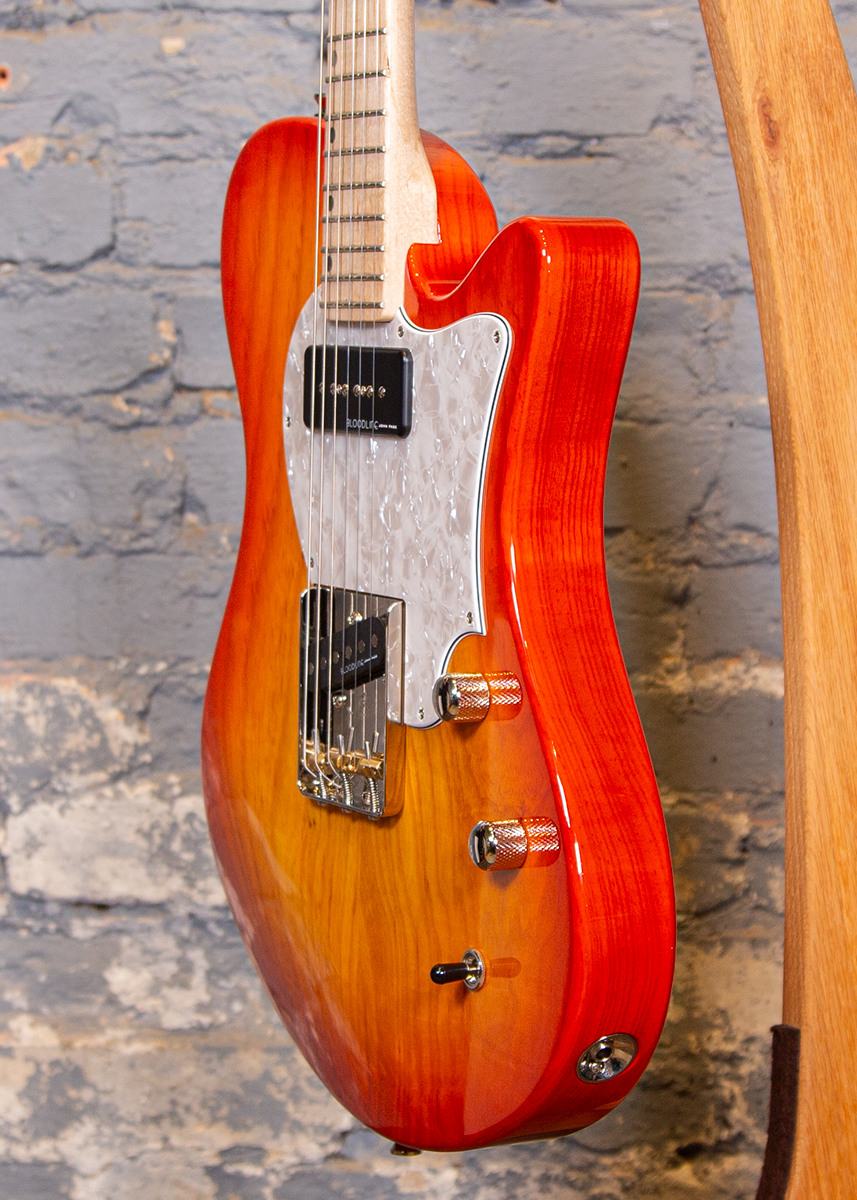 ジョンページ John Page Guitars: AJ - Honey Burst | Area 22 Guitars